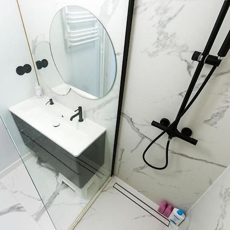 Apartament Good Morning Wroclaw - Parking W Cenie - Klimatyzacja - 67M2 아파트 외부 사진